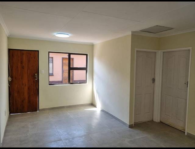 3 BEDROOM HOUSE FOR SALE IN WINDMILL PARK